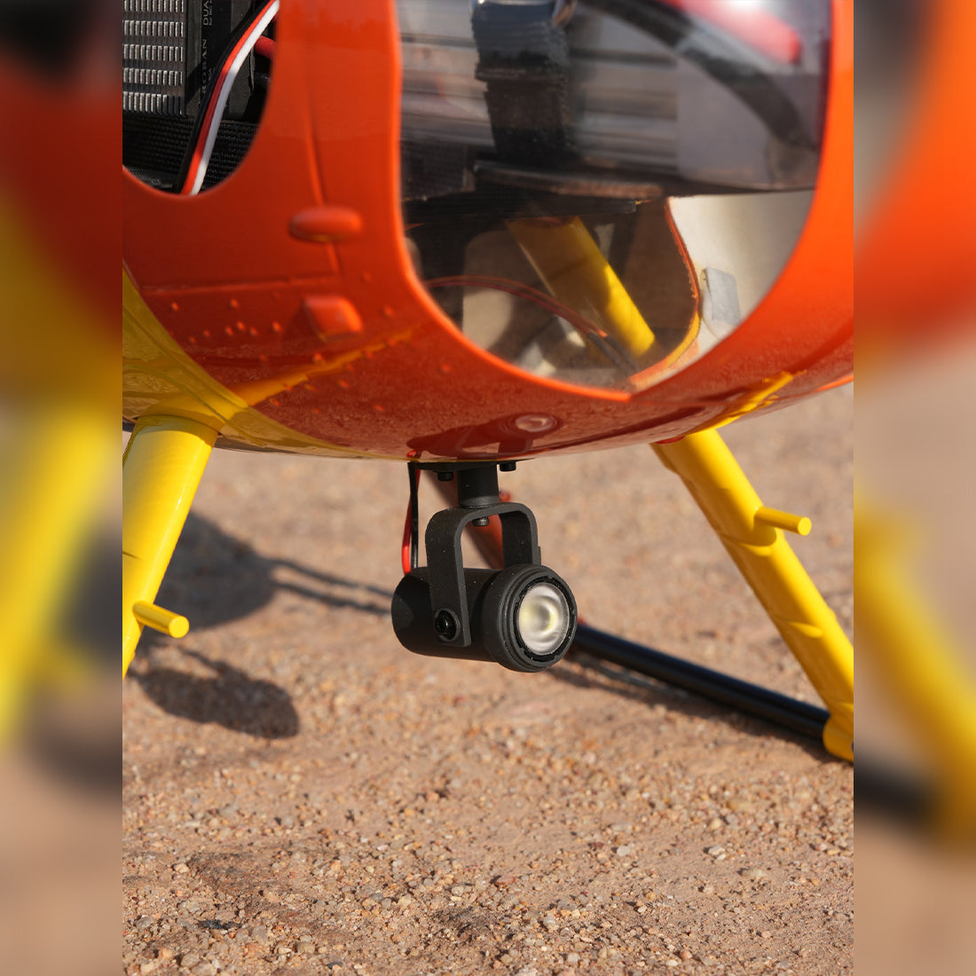 ROBAN MD500 470 Class RC Helicopter, 2.4GHz 6CH Five-Wing with GPS Positioning Searchlight Left/Right Hand Control (RTF Version)