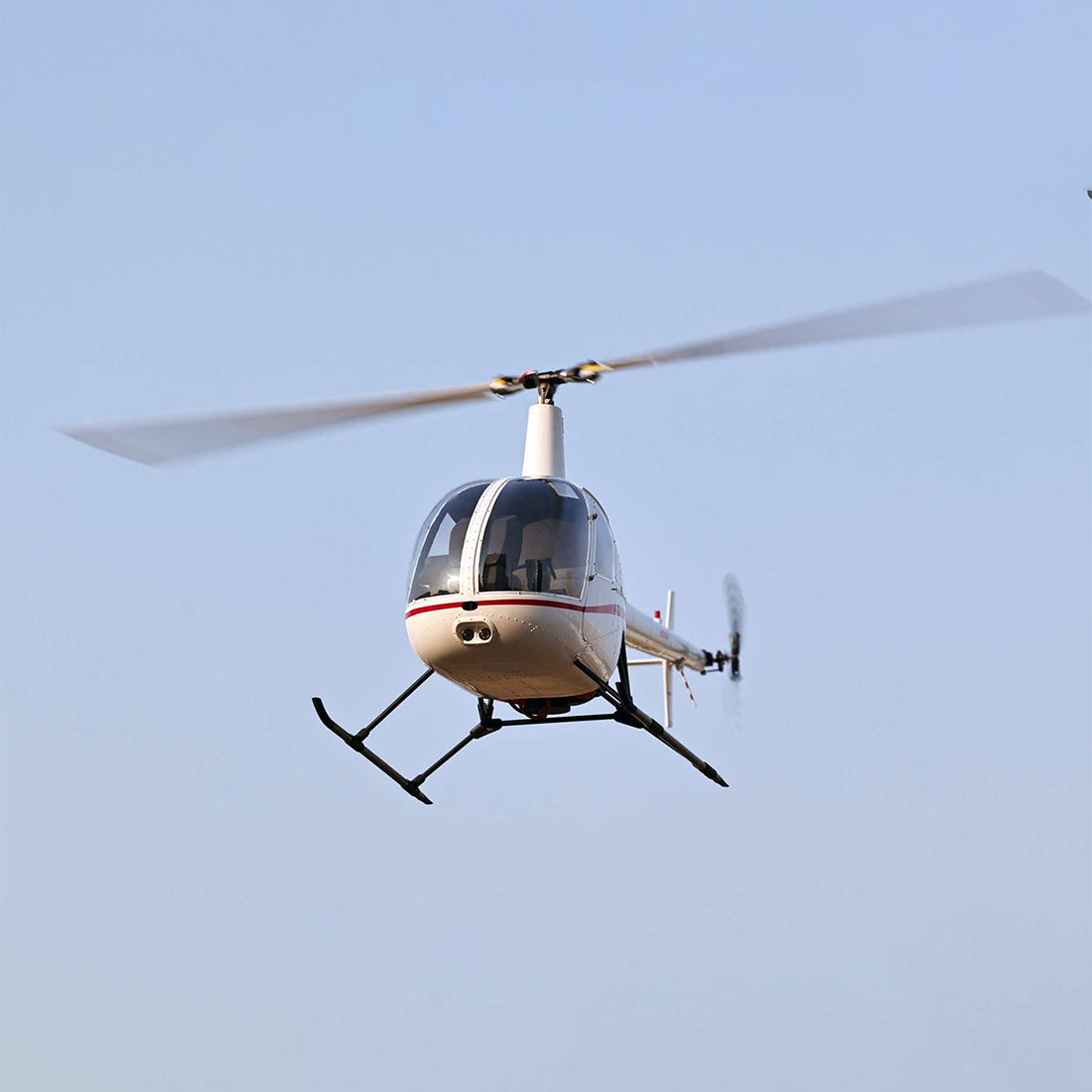 RVE R22 Robinson 1/4.5 Scale 700-Class RC Helicopter, 2.4GHz 6CH GPS Scale Model with H2 Flight Controller( RTF/KIT Version)