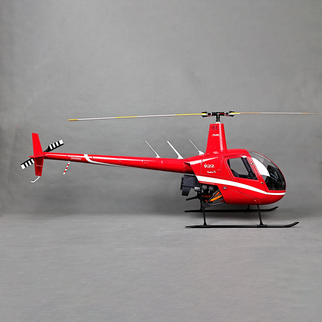 RVE R22 Robinson 1/4.5 Scale 700-Class RC Helicopter, 2.4GHz 6CH GPS Scale Model with H2 Flight Controller( RTF/KIT Version)
