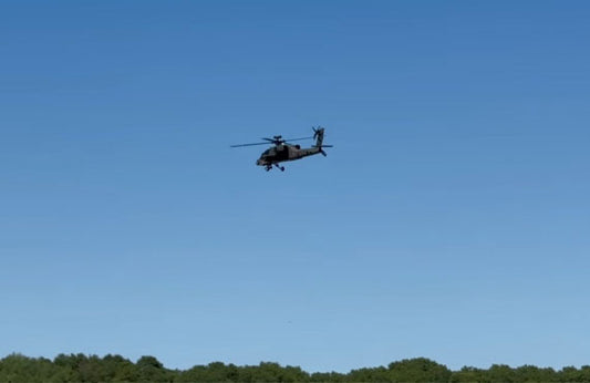 Yu Xiang Apache AH-64 1/32 Review By Jay Kujan