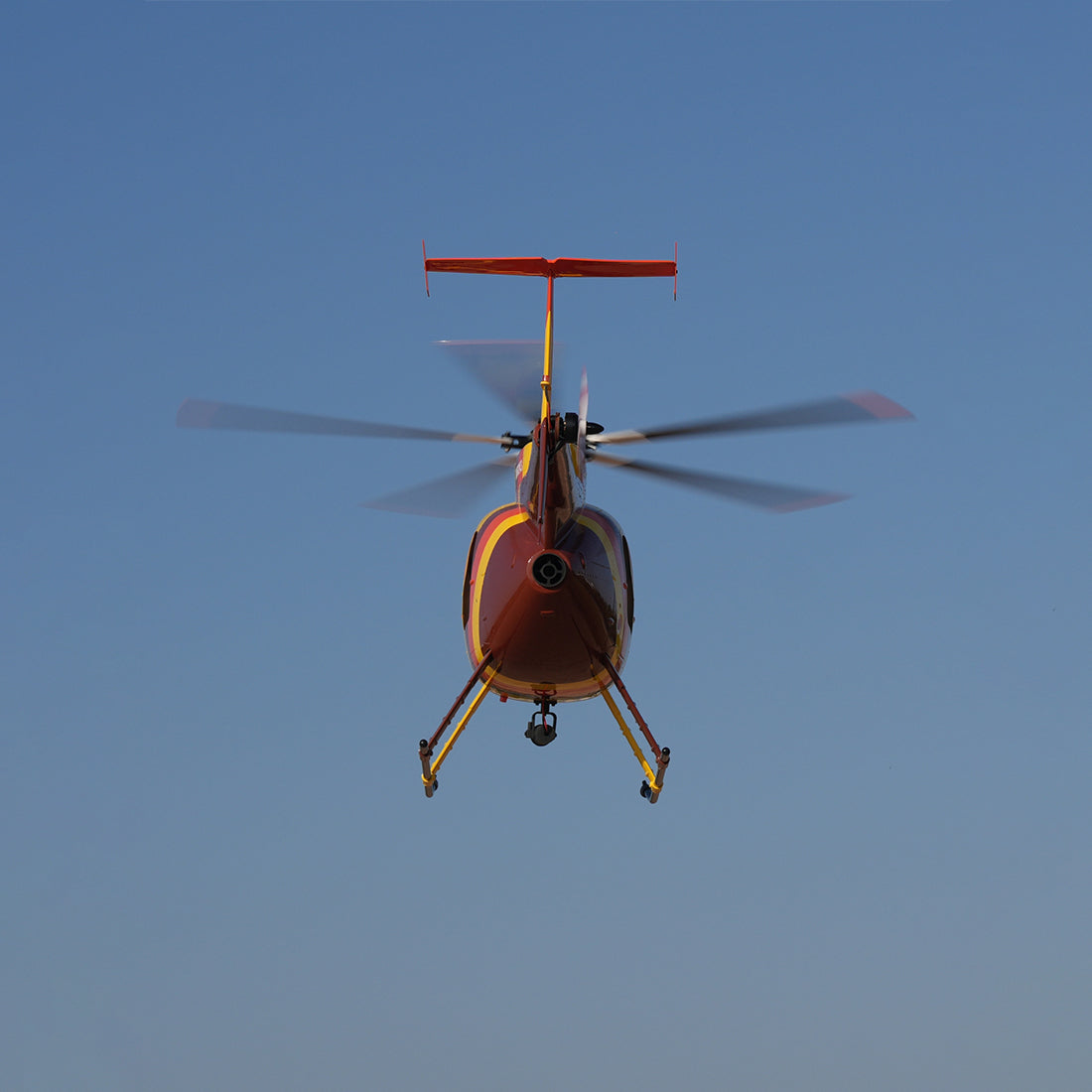 ROBAN MD500 470 Class RC Helicopter, 2.4GHz 6CH Five-Wing with GPS Positioning Searchlight Left/Right Hand Control (RTF Version)